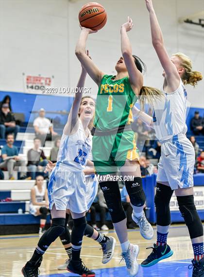 Thumbnail 2 in Pecos vs. Sandia Prep photogallery.