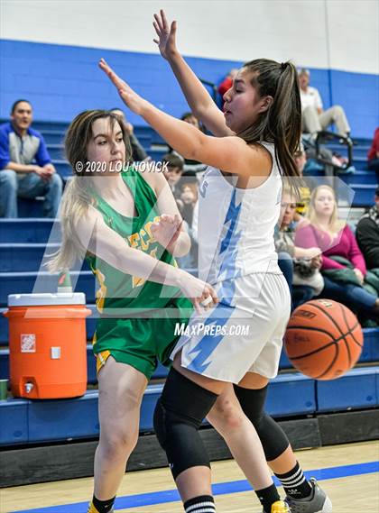 Thumbnail 2 in Pecos vs. Sandia Prep photogallery.