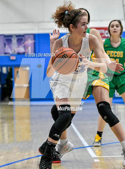 Thumbnail 1 in Pecos vs. Sandia Prep photogallery.