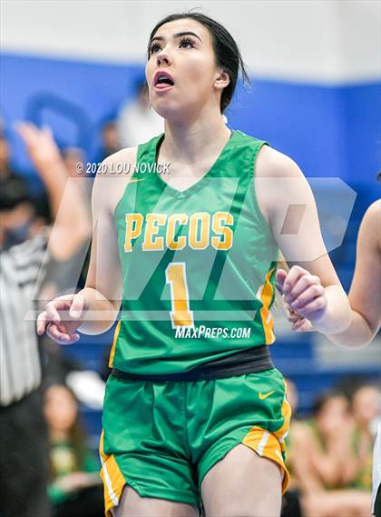 Thumbnail 3 in Pecos vs. Sandia Prep photogallery.