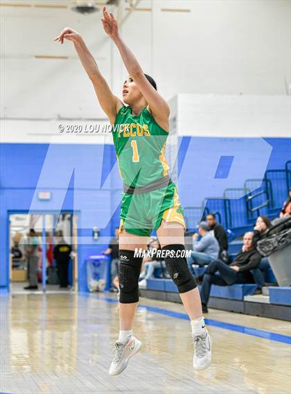 Thumbnail 3 in Pecos vs. Sandia Prep photogallery.
