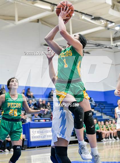 Thumbnail 2 in Pecos vs. Sandia Prep photogallery.