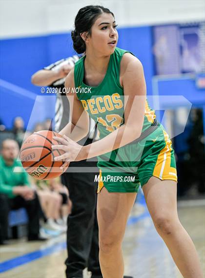 Thumbnail 3 in Pecos vs. Sandia Prep photogallery.