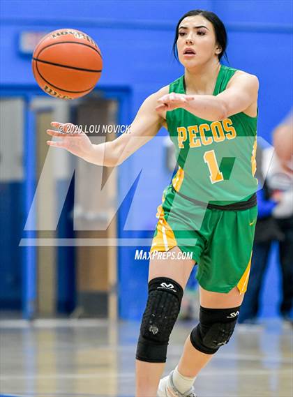 Thumbnail 1 in Pecos vs. Sandia Prep photogallery.