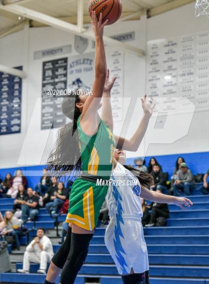 Thumbnail 3 in Pecos vs. Sandia Prep photogallery.