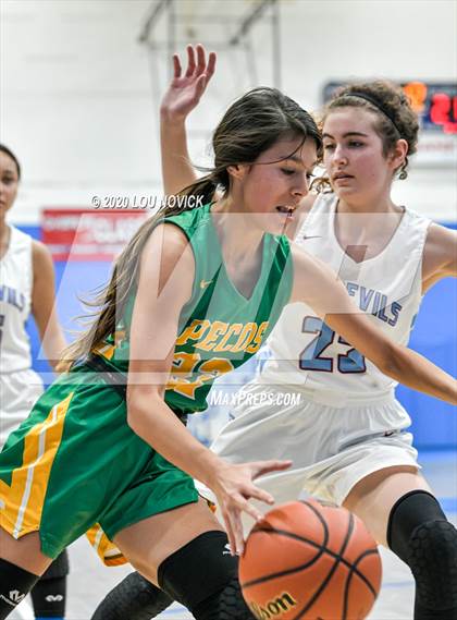 Thumbnail 3 in Pecos vs. Sandia Prep photogallery.