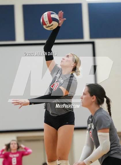Thumbnail 3 in Scottsdale Christian Academy vs. Pusch Ridge Christian Academy photogallery.