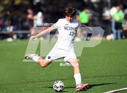 Thumbnail 2 in King @ Wooster photogallery.