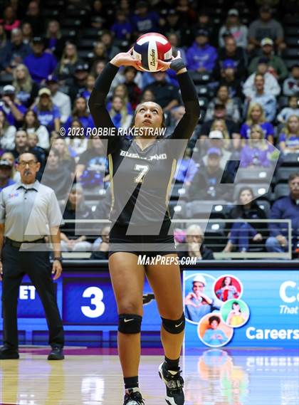 Thumbnail 1 in Gunter vs. Bushland (UIL 3A Volleyball Final) photogallery.