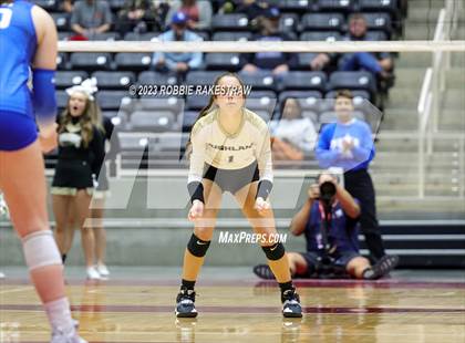Thumbnail 1 in Gunter vs. Bushland (UIL 3A Volleyball Final) photogallery.