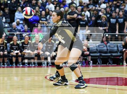 Thumbnail 2 in Gunter vs. Bushland (UIL 3A Volleyball Final) photogallery.