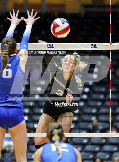 Thumbnail 1 in Gunter vs. Bushland (UIL 3A Volleyball Final) photogallery.