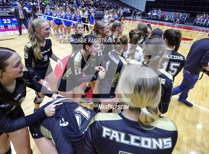 Thumbnail 2 in Gunter vs. Bushland (UIL 3A Volleyball Final) photogallery.