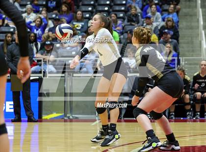 Thumbnail 2 in Gunter vs. Bushland (UIL 3A Volleyball Final) photogallery.
