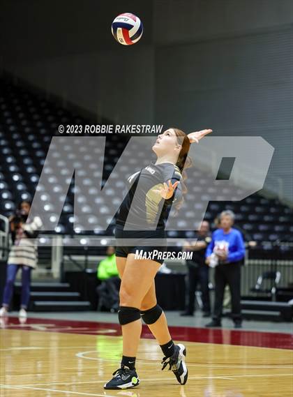 Thumbnail 3 in Gunter vs. Bushland (UIL 3A Volleyball Final) photogallery.