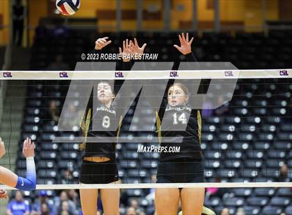 Thumbnail 3 in Gunter vs. Bushland (UIL 3A Volleyball Final) photogallery.