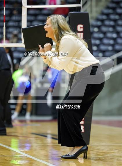 Thumbnail 1 in Gunter vs. Bushland (UIL 3A Volleyball Final) photogallery.