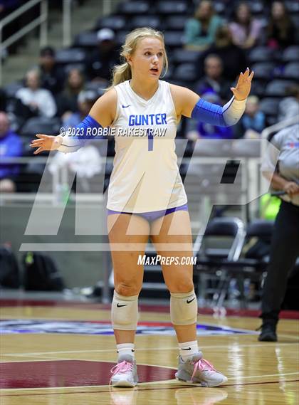 Thumbnail 2 in Gunter vs. Bushland (UIL 3A Volleyball Final) photogallery.