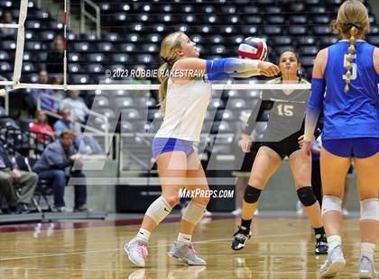 Thumbnail 2 in Gunter vs. Bushland (UIL 3A Volleyball Final) photogallery.