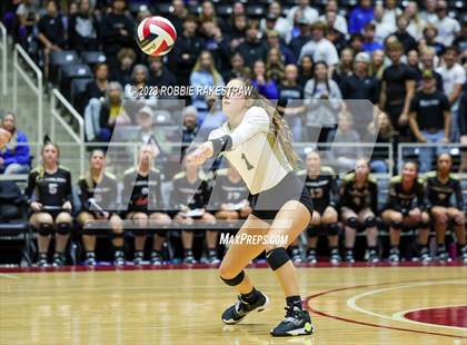 Thumbnail 1 in Gunter vs. Bushland (UIL 3A Volleyball Final) photogallery.