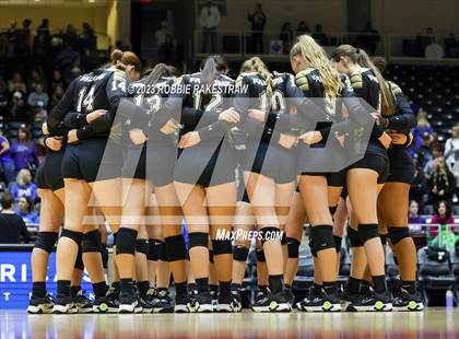 Thumbnail 2 in Gunter vs. Bushland (UIL 3A Volleyball Final) photogallery.