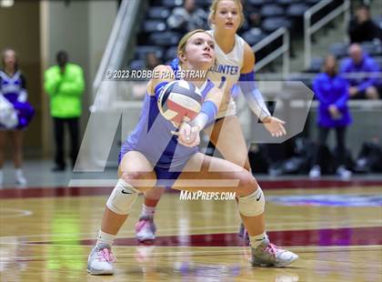Thumbnail 2 in Gunter vs. Bushland (UIL 3A Volleyball Final) photogallery.