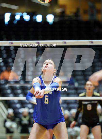 Thumbnail 2 in Gunter vs. Bushland (UIL 3A Volleyball Final) photogallery.