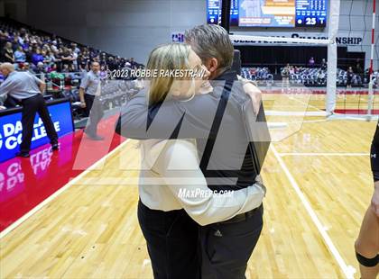 Thumbnail 1 in Gunter vs. Bushland (UIL 3A Volleyball Final) photogallery.