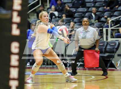 Thumbnail 3 in Gunter vs. Bushland (UIL 3A Volleyball Final) photogallery.
