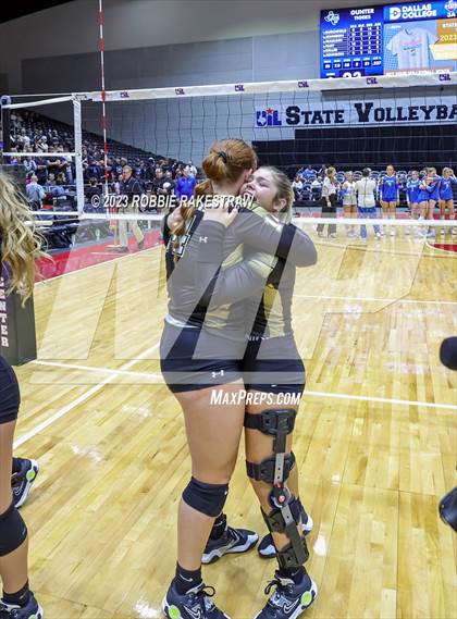 Thumbnail 2 in Gunter vs. Bushland (UIL 3A Volleyball Final) photogallery.