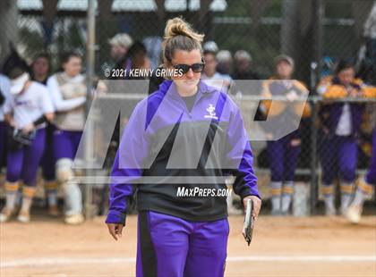 Thumbnail 3 in Northside vs. Jones County photogallery.
