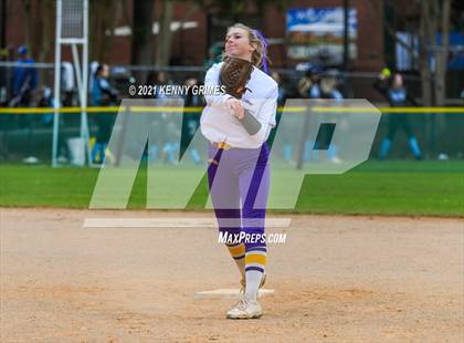 Thumbnail 3 in Northside vs. Jones County photogallery.