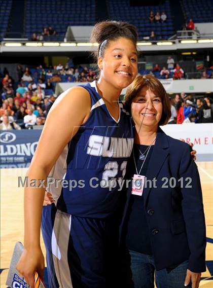 Thumbnail 2 in Huntington Beach vs. Summit (CIF SS D1A Final) photogallery.