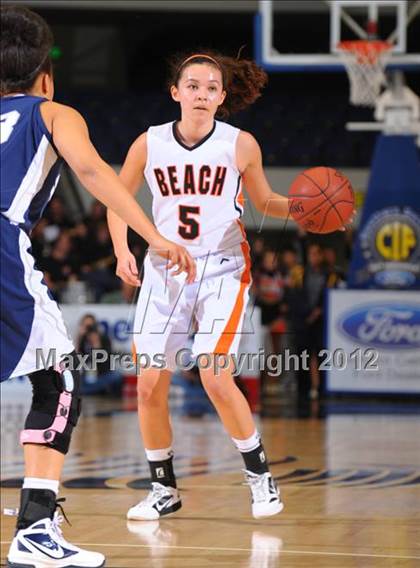 Thumbnail 3 in Huntington Beach vs. Summit (CIF SS D1A Final) photogallery.