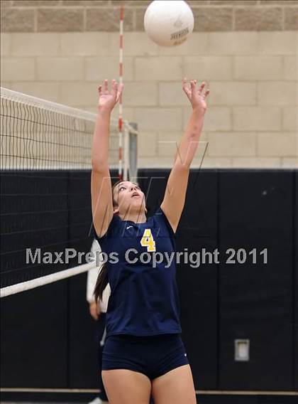 Thumbnail 3 in Campolindo vs. Oak Ridge (Super 8 Invitational) photogallery.
