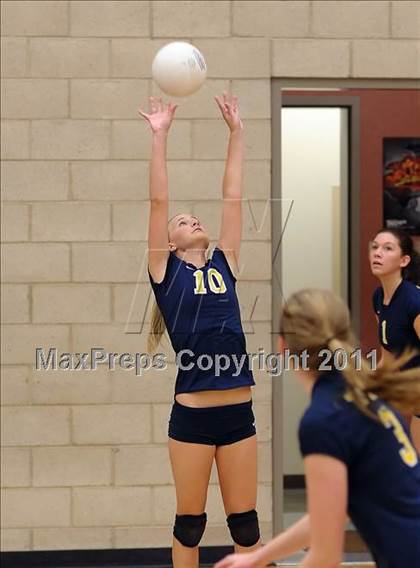 Thumbnail 1 in Campolindo vs. Oak Ridge (Super 8 Invitational) photogallery.