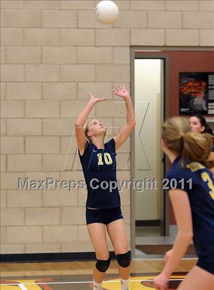 Thumbnail 3 in Campolindo vs. Oak Ridge (Super 8 Invitational) photogallery.