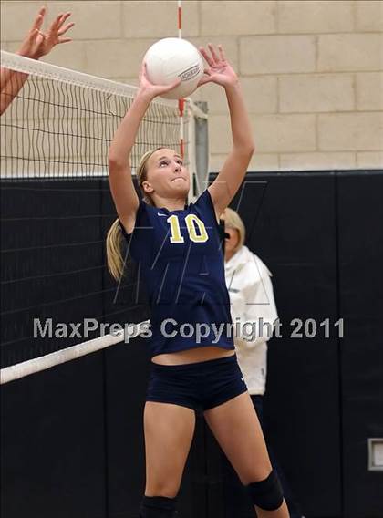 Thumbnail 3 in Campolindo vs. Oak Ridge (Super 8 Invitational) photogallery.