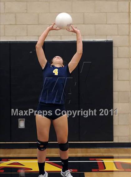 Thumbnail 2 in Campolindo vs. Oak Ridge (Super 8 Invitational) photogallery.