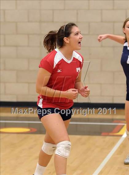 Thumbnail 2 in Campolindo vs. Oak Ridge (Super 8 Invitational) photogallery.