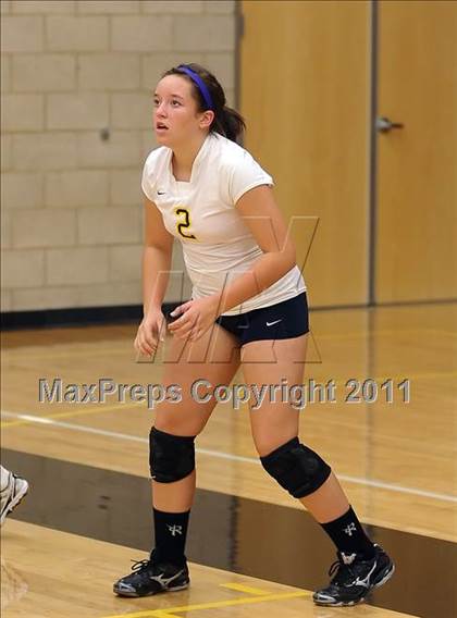 Thumbnail 1 in Campolindo vs. Oak Ridge (Super 8 Invitational) photogallery.