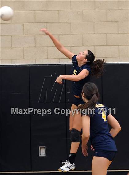 Thumbnail 1 in Campolindo vs. Oak Ridge (Super 8 Invitational) photogallery.