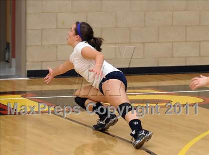 Thumbnail 2 in Campolindo vs. Oak Ridge (Super 8 Invitational) photogallery.