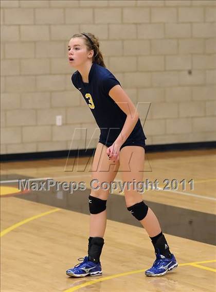 Thumbnail 2 in Campolindo vs. Oak Ridge (Super 8 Invitational) photogallery.