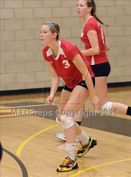 Thumbnail 2 in Campolindo vs. Oak Ridge (Super 8 Invitational) photogallery.