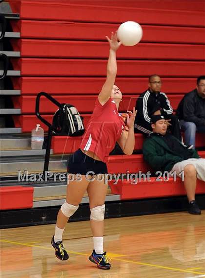 Thumbnail 3 in Campolindo vs. Oak Ridge (Super 8 Invitational) photogallery.