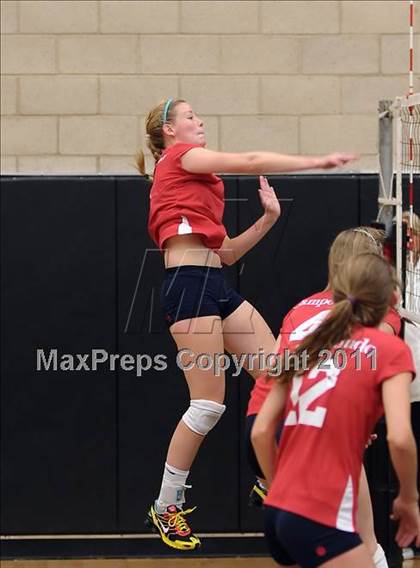 Thumbnail 1 in Campolindo vs. Oak Ridge (Super 8 Invitational) photogallery.