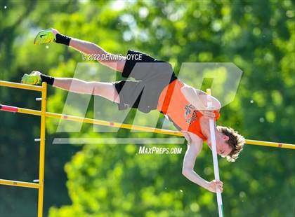 Thumbnail 2 in NYSPHSAA Section V State Qualifier Meet photogallery.