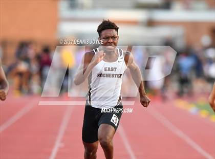 Thumbnail 2 in NYSPHSAA Section V State Qualifier Meet photogallery.