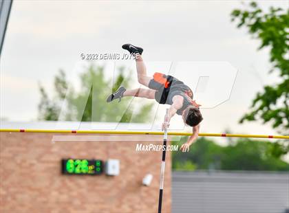 Thumbnail 1 in NYSPHSAA Section V State Qualifier Meet photogallery.